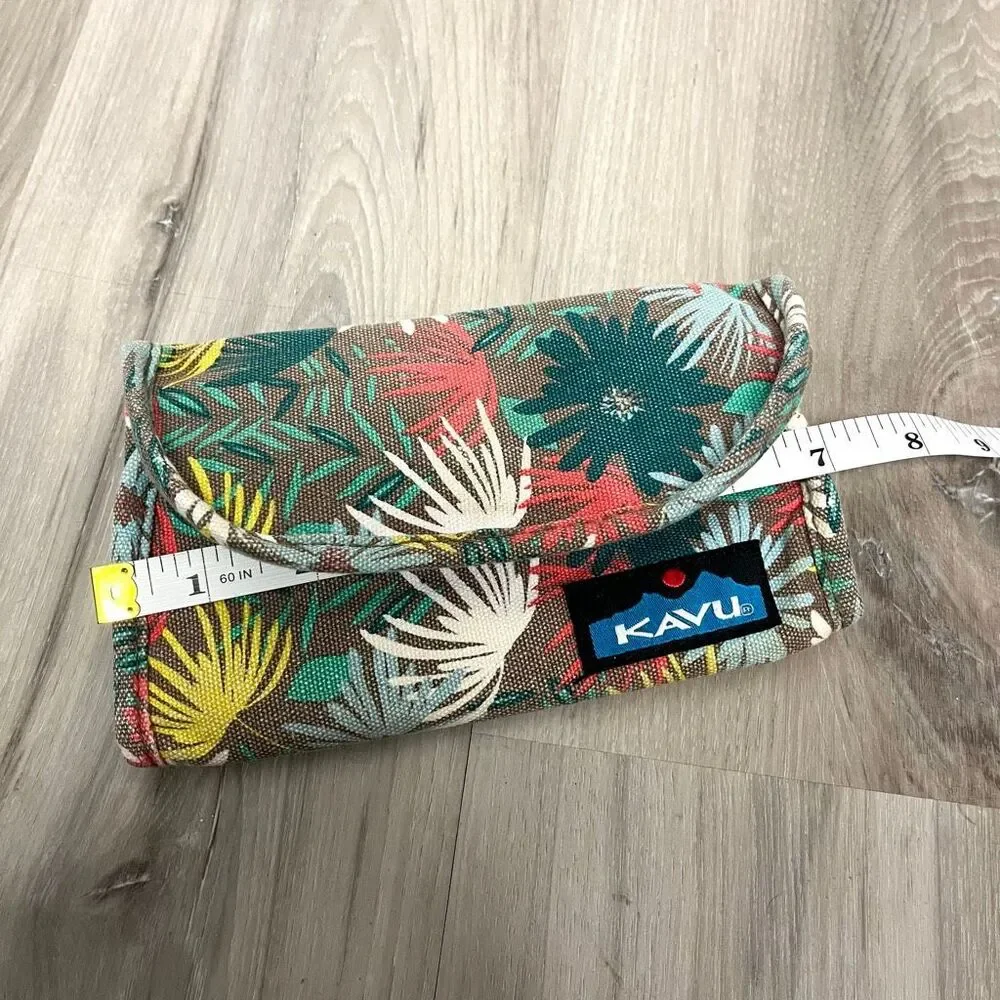 Kavu Big Spender Tropical Leaf‎ Plant Print Tri-Fold Wallet